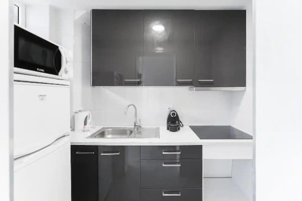 Opo - Fantastic Studio With Garden Porto Zewnętrze zdjęcie