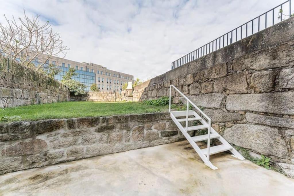 Opo - Fantastic Studio With Garden Porto Zewnętrze zdjęcie